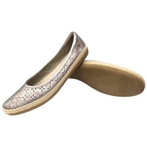 Clarks Danelly Adira Metallic Gold Espadrille Flats Women's size 11 Wide